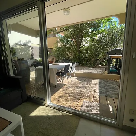 Le Cap Taillat לה לבאנדו